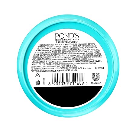 POND’S Light Moisturiser Non-Oily Fresh Feel With Vitamin E + Glycerine